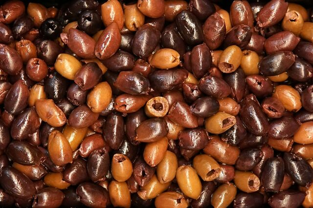 OLIVES KALAMATA PITTED
